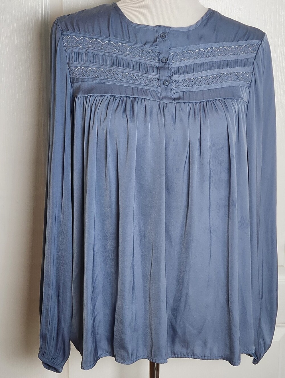 Lauren Conrad Womens Medium Peasant Top Long Sleeve Lace Inset Bodice W Buttons
